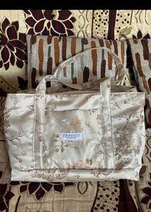 Elegant Floral Tote Bag