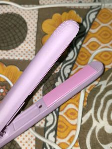 Hana Professional Hair Straightener