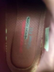 Skechers Size 5 Slip On Sneakers