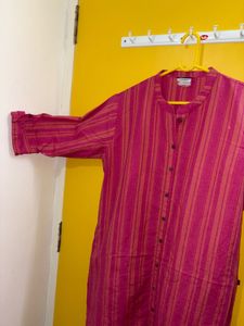 Dhriti Striped Button-Down Kurti
