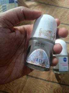 Nivea Natural Glow Deodorant combo 2