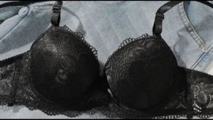 Brand new SAVANA Lace Lingerie Set- 34B