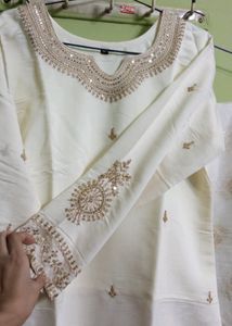 New/Unused Embroidered Dupatta Set