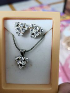 Sparkling Jewelry Set