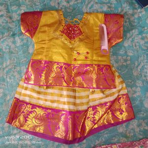 Banarasi Silk Pattu Skurt