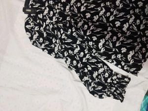 Beautiful Black Nd White Top For Daily Wear