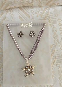 Classic Perls Neckless