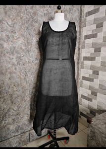 Elegant Black Embroidered Kurta