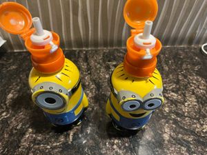 Minion Water Bottles - Set of 2 Frm Universal Stud