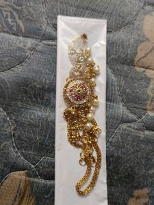 Elegant Gold-Plated Choker