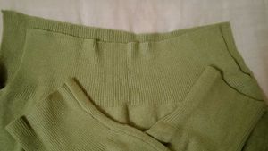 Green Knit Pullover