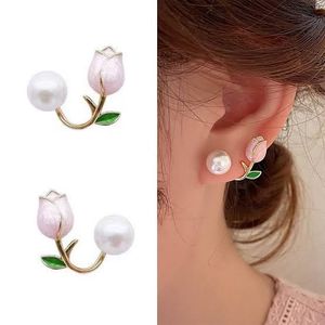 Pearl-Tulip Ear Studs