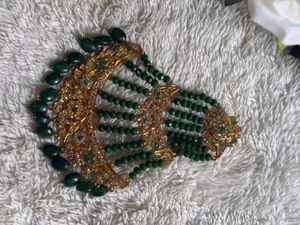 EMERAlD GREEN JHOOMER WITH TIKA