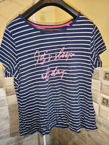 BOGO 🎁 Buy One Get 1 Free🎁Striped Tee XL/ XXL