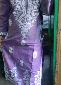 Levender Embroidered Straight Kurti 💜