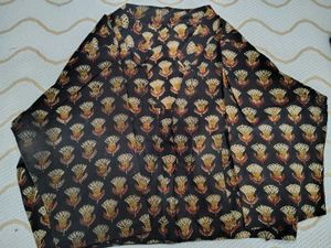 Ethnic Print collar blouse