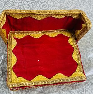 Red & Gold Decorative Kreshna Ji Ka Bed