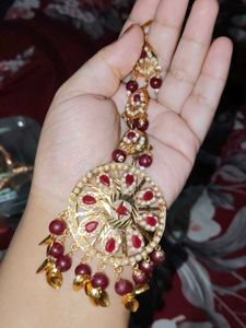 Jhumka Earrings With Maangtikka