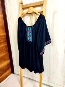Black cotton Long top size-32-34