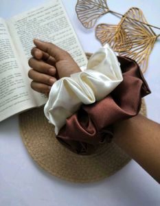 Pack of 2 XL Scrunchies