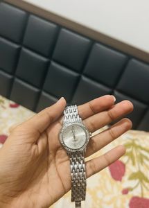 Quartz Watch For Women Low Budget Price Cheap