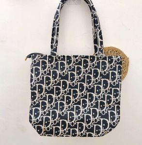 LAST PIECE CHRISTIAN DIOR TOTE @999