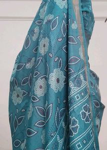 Teal Floral Print Saree With Blouse