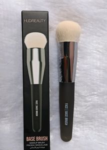 Huda Beauty Brush 💕♥️