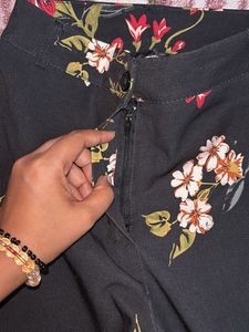 Chic Black Floral Wide-Leg Palazzo Pants