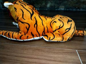 Adorable Plush Tiger Toy - Pre-loved