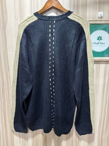 DKNY Vintage Black Crewneck Sweater