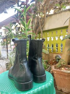 Amazing Boots For Women- Chanel Brand