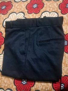 BLACK FORMAL PANT 👖 WHATE UNDER 1KG STYLE POPUP S