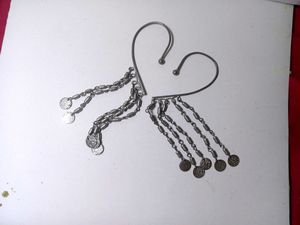 Designer Ear Cuff with Long Chains (Silver)