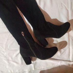 Knee Length Boots 🎀(SSS)