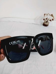 Oriflame Chic Black Square Sunglasses