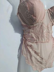 DAMN SEXY LACE BODYSUIT