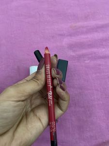 Lipstick, Liner And Highlighter Combo