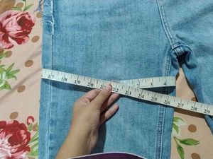 Wide Leg Jeans - Light Wash