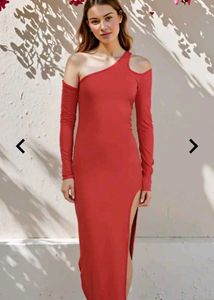 One-Shoulder dress