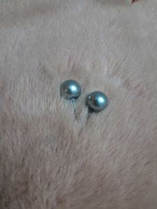 Grey Studs