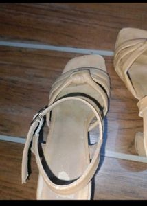 Elegant Beige Sandals