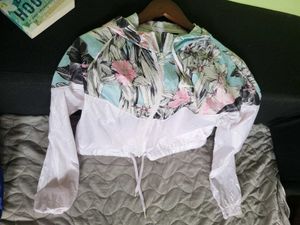 Nike Crop Windjetter Jacket