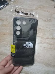 VIVO Y200 BLACK PUFF  COVER