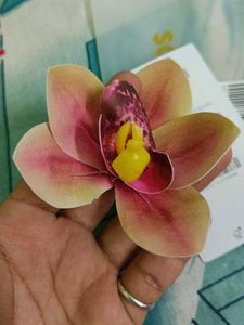 Savana Flower Hair Clip