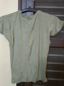 Cute Cat &amp; Umbrella Graphic Tee