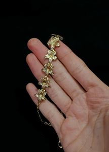 Gold Flower necklace