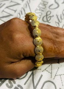 Garantee Covered Bangle