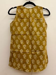 Block Print Sleeveless Top ☀️