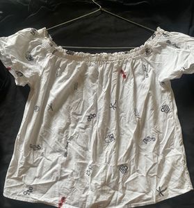 Off-Shoulder Print Top